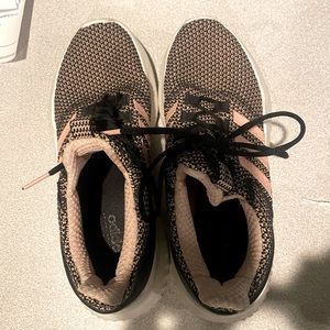 Size 7 Adidas